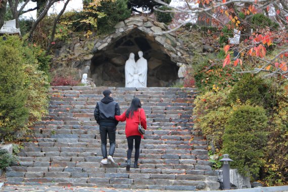 '온천에서 몸 쉼표, 성당에서 맘 쉼표' 지하철 타고 떠나는 여행, 아산