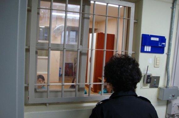 [교정의날]'수인번호 3001번' 여기자, 일일 수감생활해보니