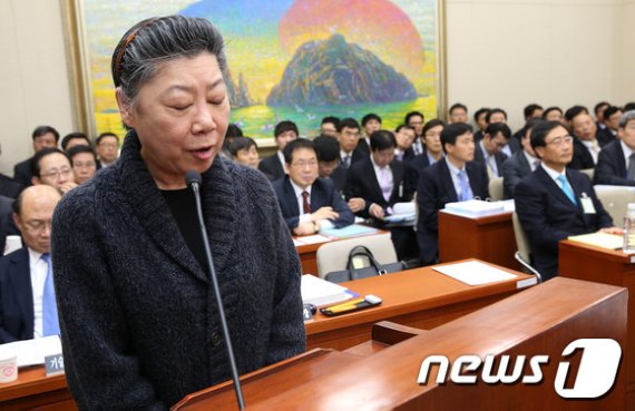 [단독]'동양사태' 이혜경 前부회장 피고소인 조사.."경영관여 안해" 의혹 부인