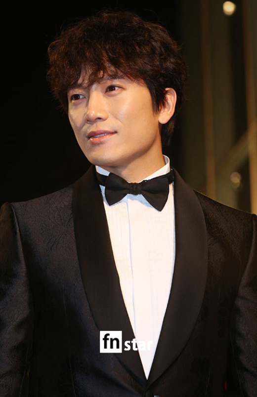 [포토] 지성, ‘샤프한 턱선’(MBC 연기대상) - fn스타