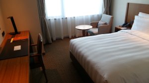 롯데호텔시티명동의 객실은 430실에 달한다. 슈페리어 객실은 24.8㎡ 정도의 비교적 넓은 면적이 특징이다.