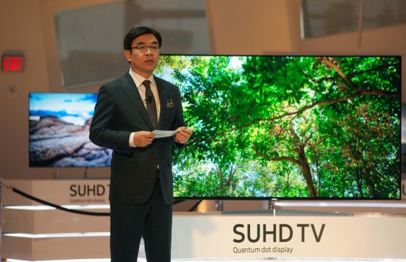 [미리보는 CES 2016] 삼성 2세대 퀀텀닷 적용 "차세대 디스플레이는 LCD·OLED 장점 합친 퀀텀닷"