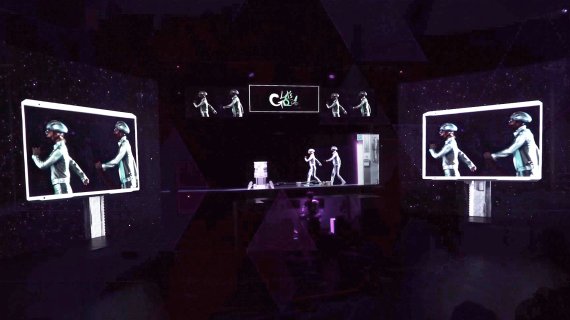 ▲KT의 홀로그램 드로잉쇼 '레츠고' 공연의 한 장면