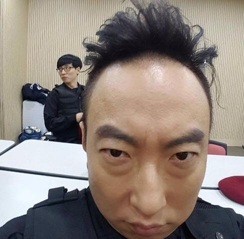 무한도전 박명수, 부릅뜬 눈으로 유재석 쳐다보며 “널 이길거야”