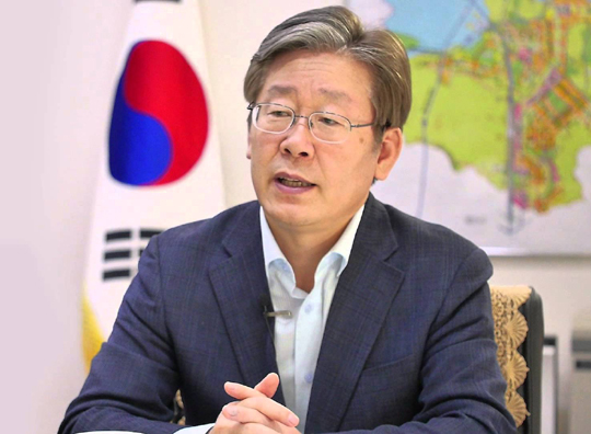 이재명 "대한민국 군대에선 침대 1개 1000만원?"