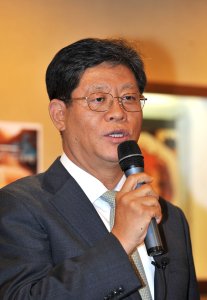 KOTRA "기업 수출 전략 다시 짜야"