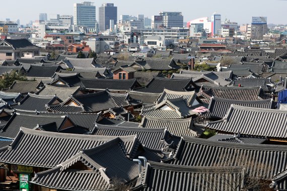 전주 옥목대에서 본 전주한옥마을