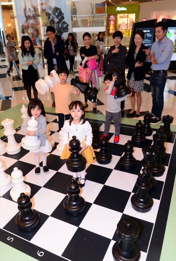 IFC몰 실내 테마파크 '플레이 월드' 설치