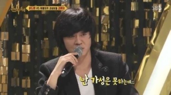‘신의목소리’ 윤도현, ‘거리에서’ 선곡 황당…“얼마나 부르기 힘든지..”