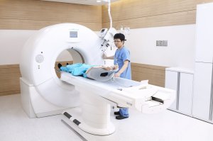 두통이 지속되면 자기공명영상(MRI) 정밀 검사해야 할까