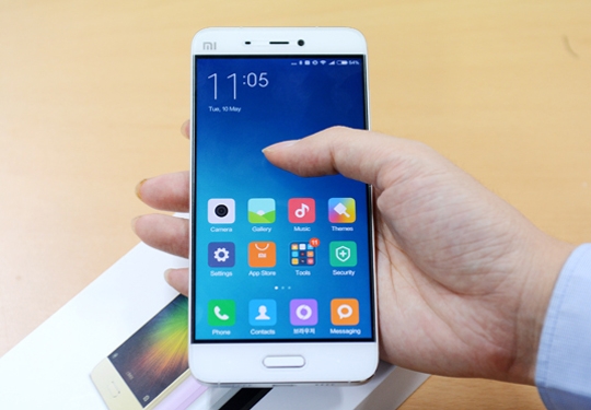 [사용기] 샤오미 미5 써보니.. 대륙발 가성비와 한계 절감