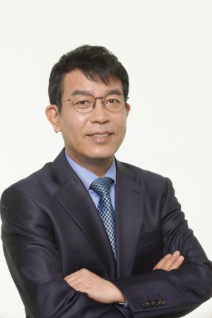 [fn이사람] 군사평론가 출신 김종대 의원 "국방개혁 통해 '삼각지' 지켜야죠"