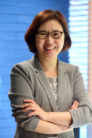 [인터뷰] 강명신 문화창조융합센터장 "문화콘텐츠 시장 맏형 노릇 제대로 해야죠"