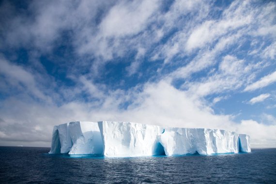 "남극 얼음이 녹고 있는 이유 밝혀져"