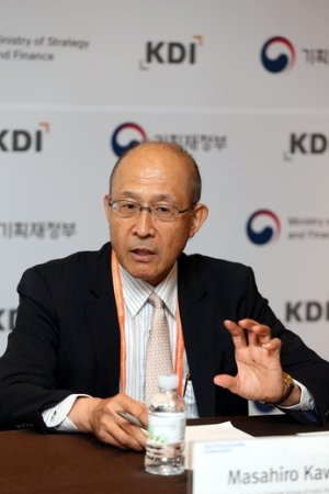 [KDI 글로벌 금융안정 컨퍼런스] 가와이 마사히로 도쿄대 교수 "日 재정부양 조치 후에도 글로벌 통화전쟁 없을 것"