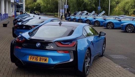 "30억 아깝지 않다" 선수 전원에 BMW 쏜 레스터 시티 구단주 ...