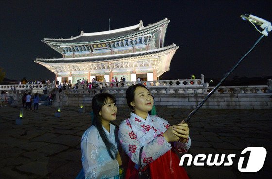 한복의 아름다움을 만끽할 수 있는 '2020 전주 한복 오감' 행사가 오는 16∼18일 전주 일원에서 열린다고 전주시가 8일 밝혔다. 사진= 뉴스1