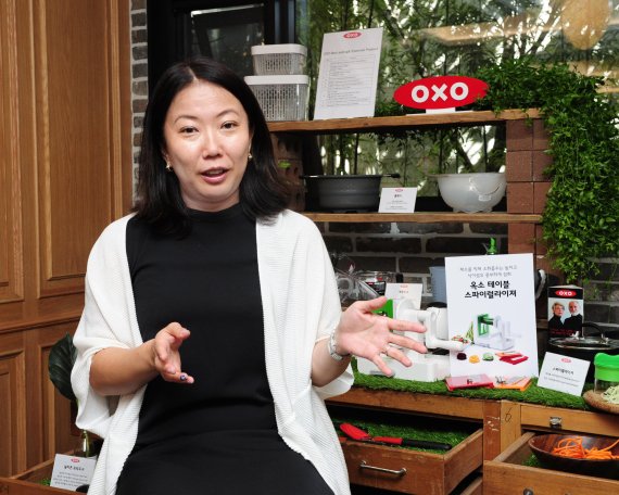 [인터뷰] 히데요 하야미 옥소 아시아지역 담당이사 “주방공간 넘어 일상속으로 파고들 것”