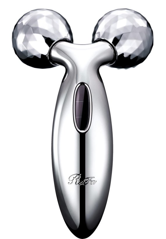 일본 MTG사의 리파캐럿은 기기에 부착된 태양 전지 패널을 통해 받아들인 빛을 인체 전류와 유사한 미세 전류로 방출시켜 피부 탄력 및 피부 손상을 개선시켜주는 기구로 우리나라에서 지난해 약 300억원의 매출을 올린 것으로 알려졌다.