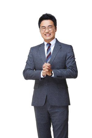 '한국사 스타교사' 최태성, 이투스와 계약