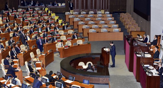 여야 막판 타결로 '가습기살균제 피해구제법' 국회 통과