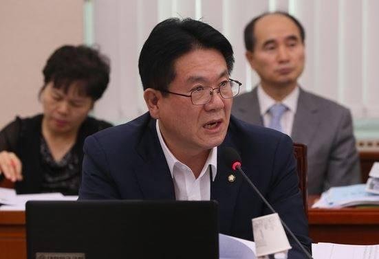 국민의당 이동섭 "우병우·김종 개입한 체육계 블랙리스트 존재한다"
