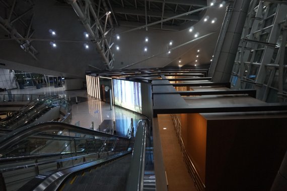 [현장르포] "인천공항 캡슐호텔, 샤워부스까지 갖춘 객실, 생각보다 넓어"