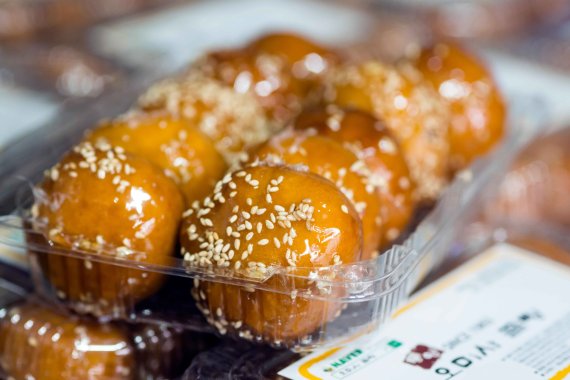경남 통영 꿀빵집 중 가장 오래된 오미사꿀빵집의 꿀빵