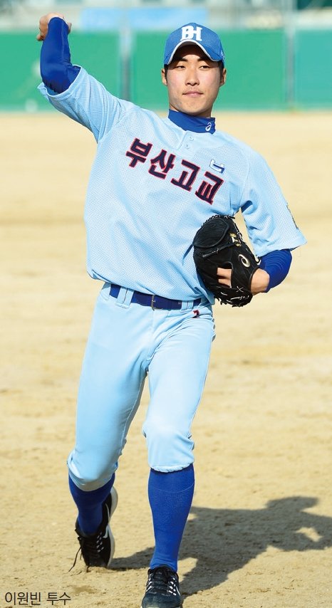 [전국 명문고 야구열전 전력분석] 서울고 vs. 부산고.. 시속 150㎞ 괴물 투수들의 '자존심 대결'