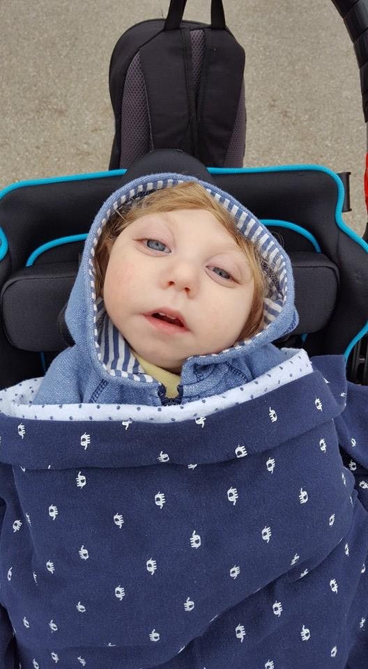 사진=잭슨 스트롱 페이스북