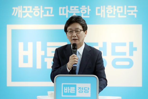 [선택 2017] 유승민, 대입 논술 폐지.고교 수강신청제 도입 공약