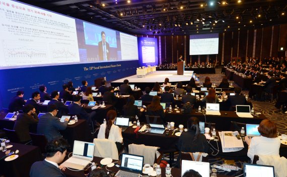 [18th 서울국제금융포럼] 안동현 자본시장연구원 원장 "자본시장 제 역할하려면 엔젤투자·PE시장 키워라"