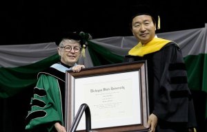 자생의료재단 신준식 이사장, 미시건주립대 명예 박사학위 수여