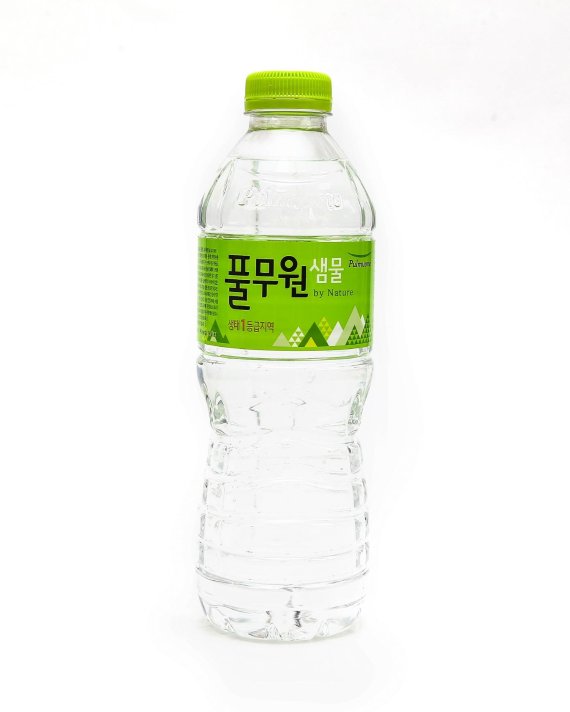 풀무원샘물, 소외이웃 위해 생수 1600병 후원