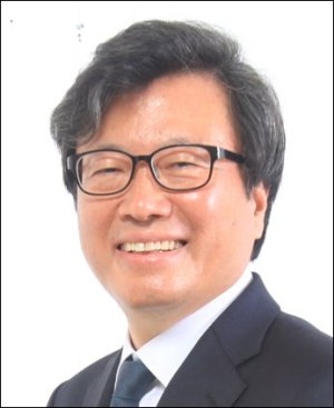 [fn 이사람] 김형기 경북대 경제통상학부 교수 "지방분권 전환, 침체된 경기 살릴 것"