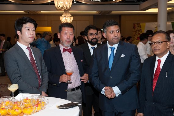 과일의 왕 '인도망고' 국내에 처음으로 선보여..26일부터 이마트서 판매