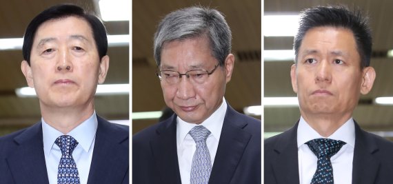 삼성 임원, 증언 거부권 행사…박근혜 재판 1시간만에 종료