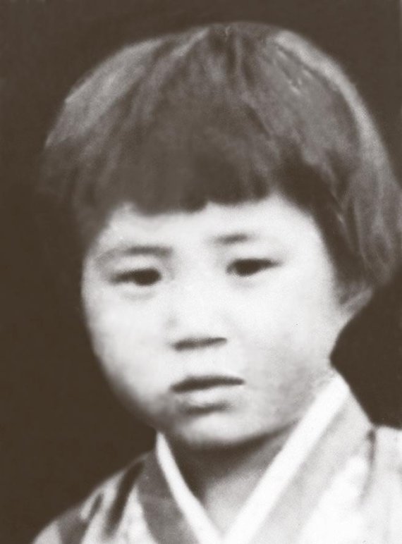 신경하씨 다섯살때 사진.