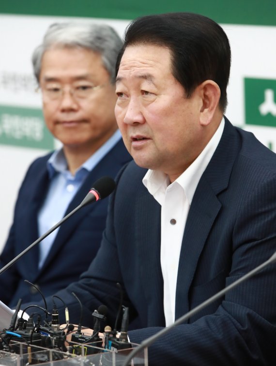 박주선 "사드 임시배치 국내법 어긋나…오락가락 대응하면 외교적 고립"