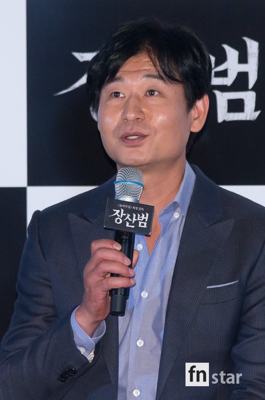 ‘장산범’ 박혁권 “평범한 인물? 반전 없음이 반전” - 헉스