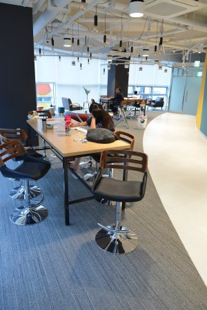 청년 취업&middot;문화 허브 '두드림 센터' 부산 도심에