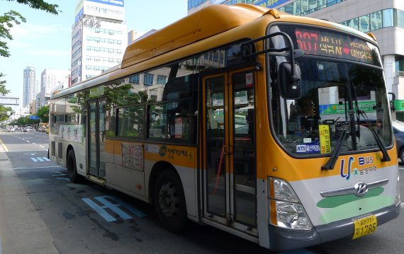 울산 시내버스 결국 파업 돌입.. 107개 노선 477대 운행중단