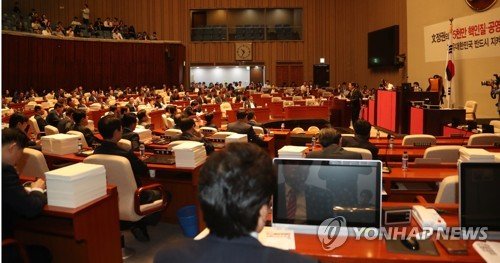 정치권, 전술핵 재배치에 주목..한국당 '방미 준비' 나설듯