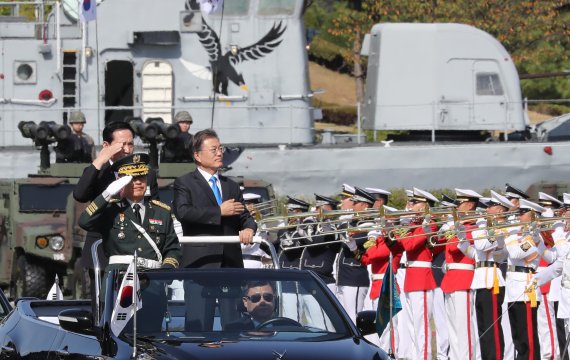 [전문]문재인 대통령 제69주년 국군의 날 기념사