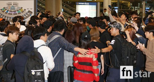 [포토] 트와이스를 보호하라!
