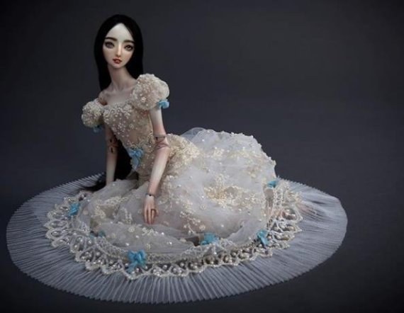 프러포즈에 3억원짜리 인형 선물한 예비신랑