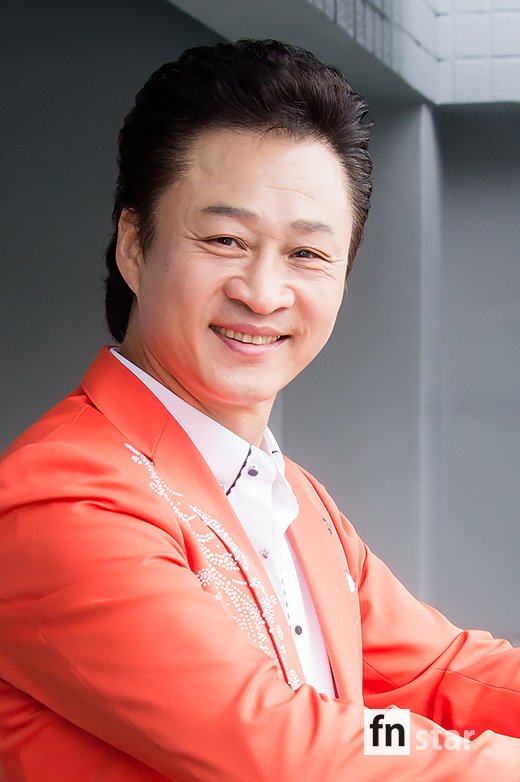 가수 이재훈 “꿈을 위한 도전에 나이는 중요치 않죠”(인터뷰)