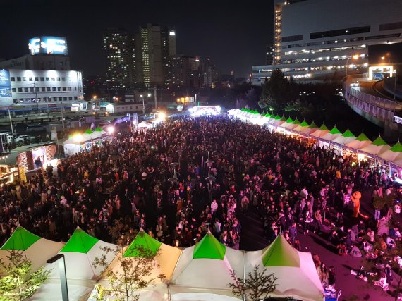 서울 맥주축제 '그레이트 코리안비어 페스티벌' 성황---3일 동안 10만명 이상 몰려