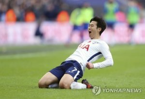 손흥민, 중 스포츠지 '2017년 아시아 최고 축구선수' 선정...세번째 수상