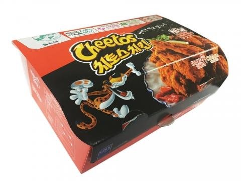 롯데제과와 맥시카나가 협업해 출시한 '치토스 치킨'